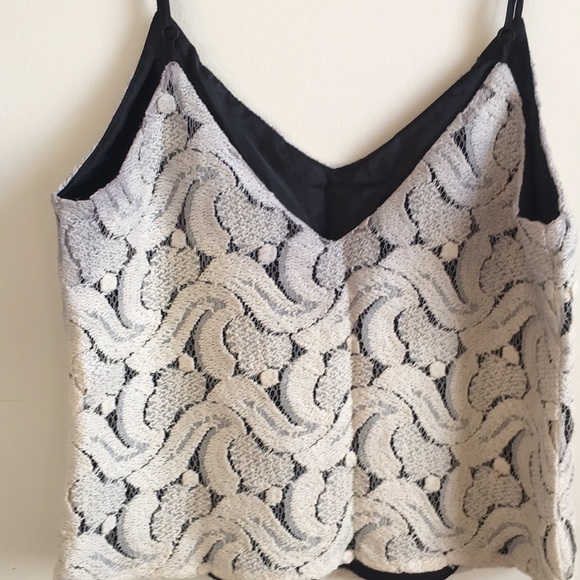 Style Saint White and Black Crop Lace Tank Size Small - Picture 2 of 7